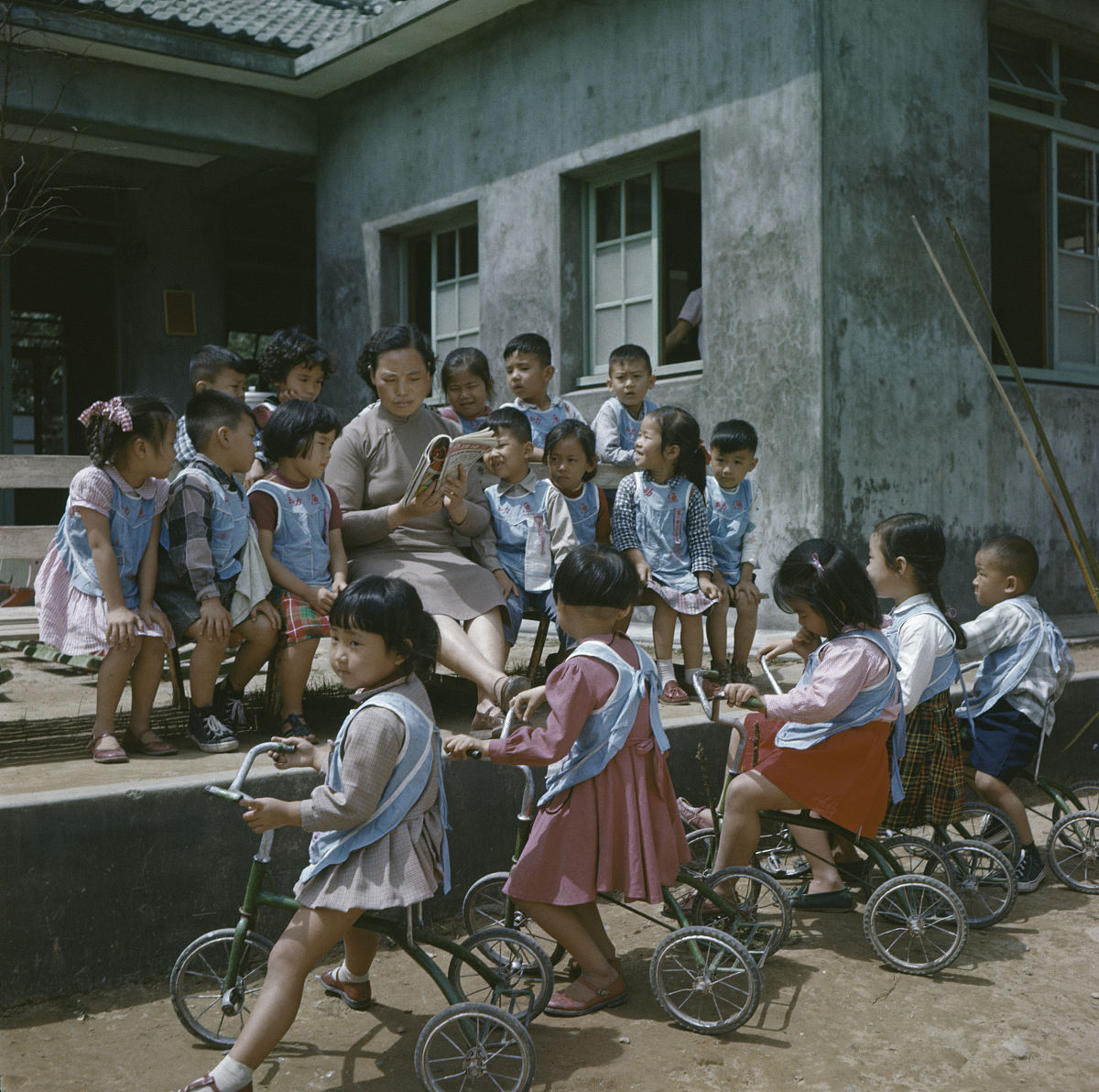 写以前生活一片作文