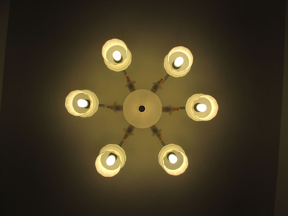 节能环保：家居灯光设计的绿色选择1200字左右