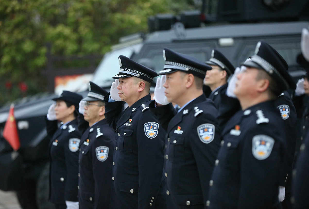 晋升警督班组意见