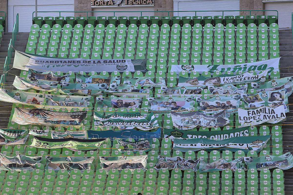 论文中多个图像编号规则：如何标注2.2节中的第一个图？