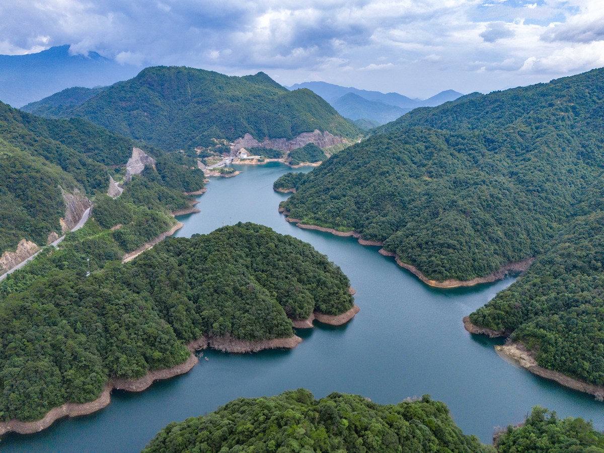 丽水旅游攻略：探秘山水人文，体验精彩旅程