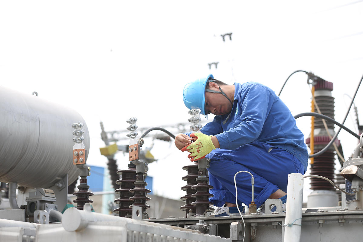 油田配电线路节能方法：降低能耗，提高效率