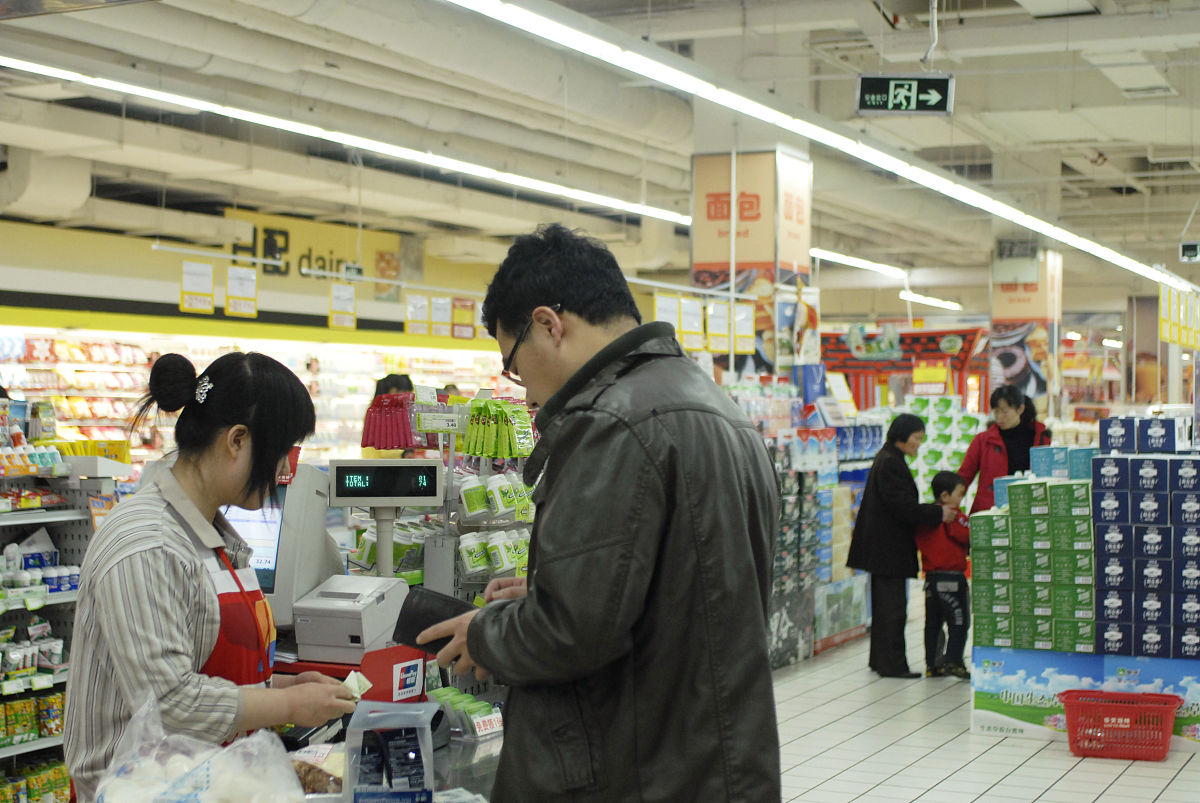 百货商场行业场景剧本：GPT创作实例