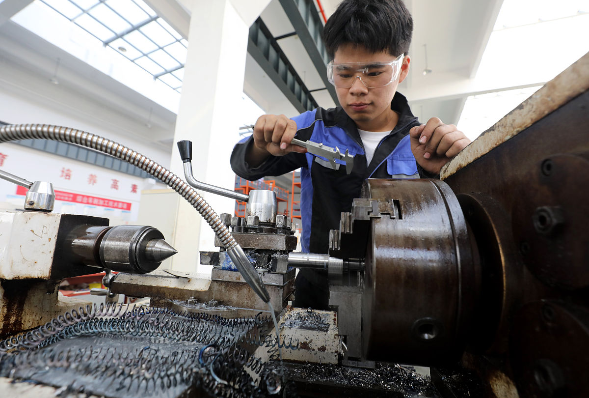 织金县中等职业学校什么专业在招生美容美发专业好不好