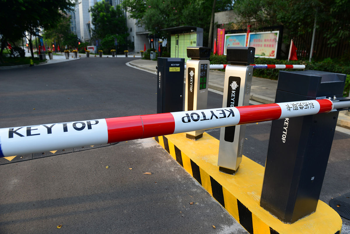 Thank you for using the parking lot management system!是什么意思