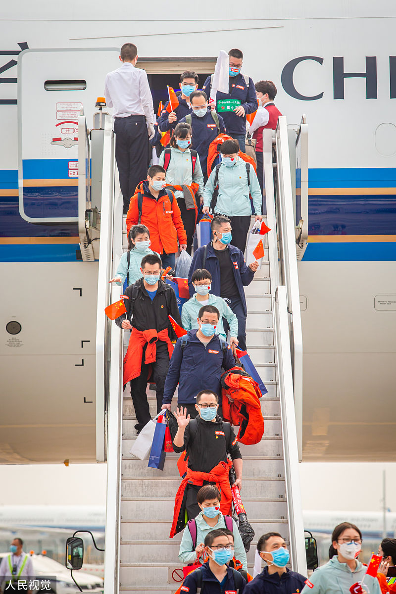 空乘教你空中颠簸如何防范用发
