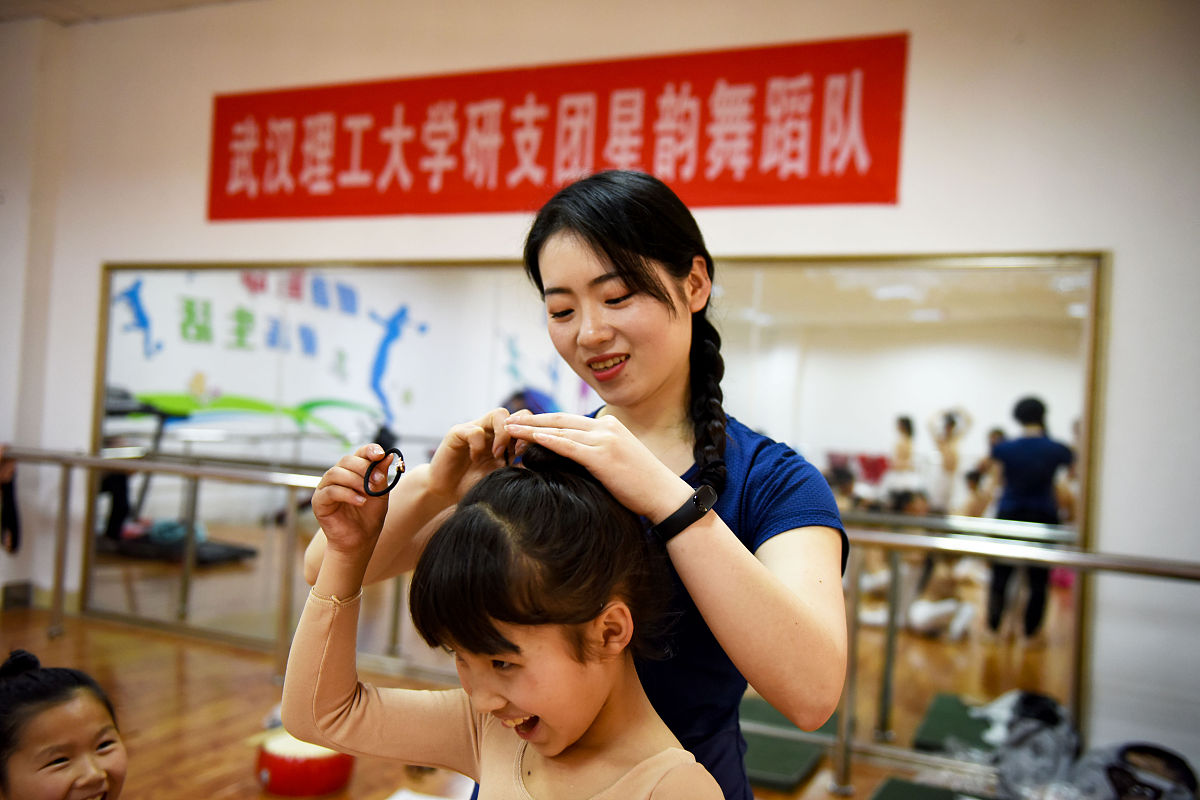 在成都幼师学校找工作容易不