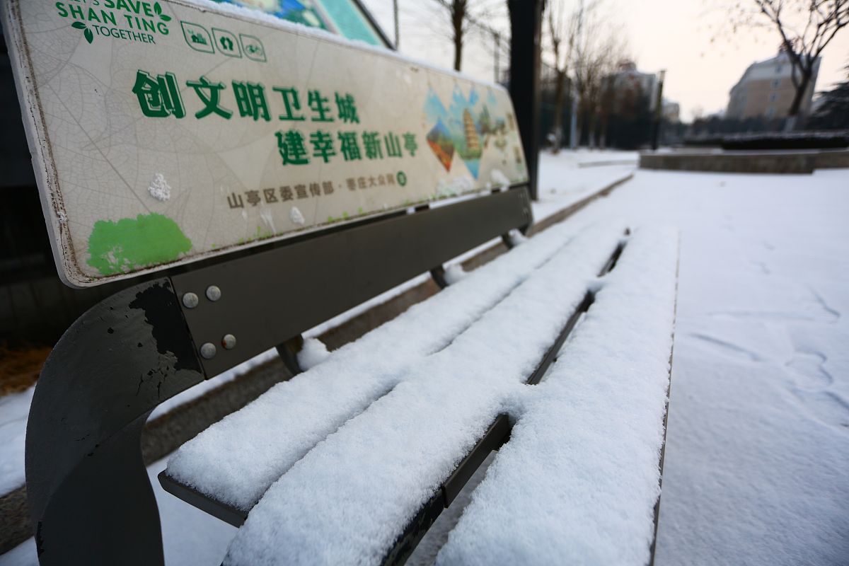 五言古诗：赞美太阳的光辉