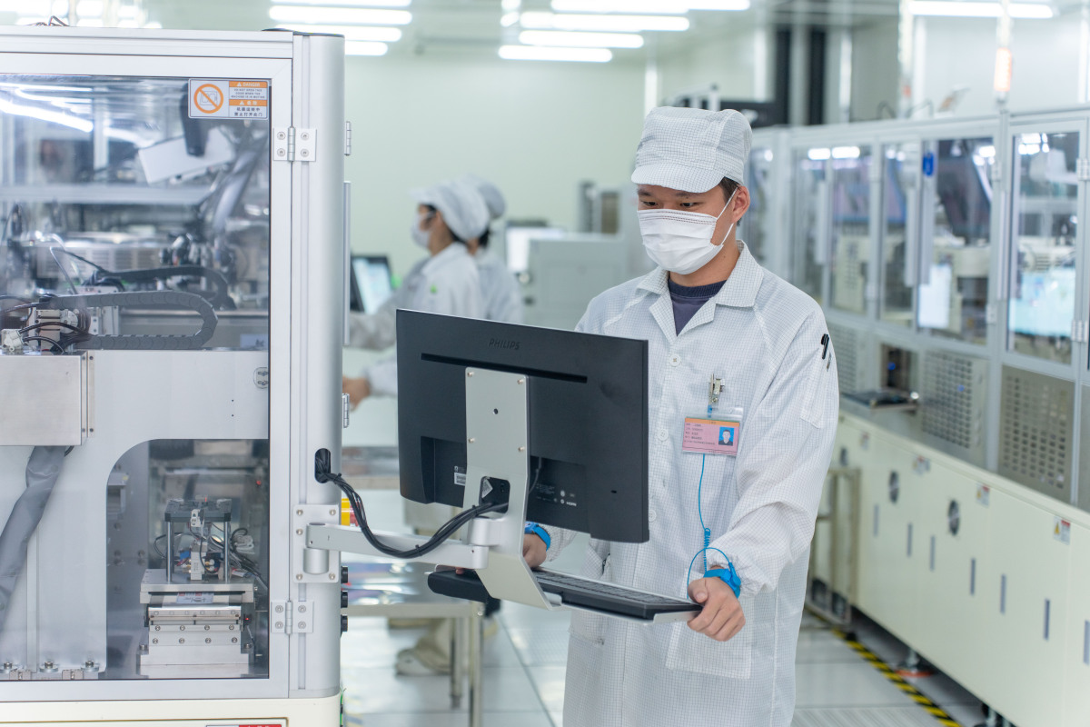 广州市柏施丽医疗器械有限公司1公司简介2创业团队3发展历程4技术优势5合作客户6业绩展示7未来展望请根据以上大纲制作一份详细一点的公司简介