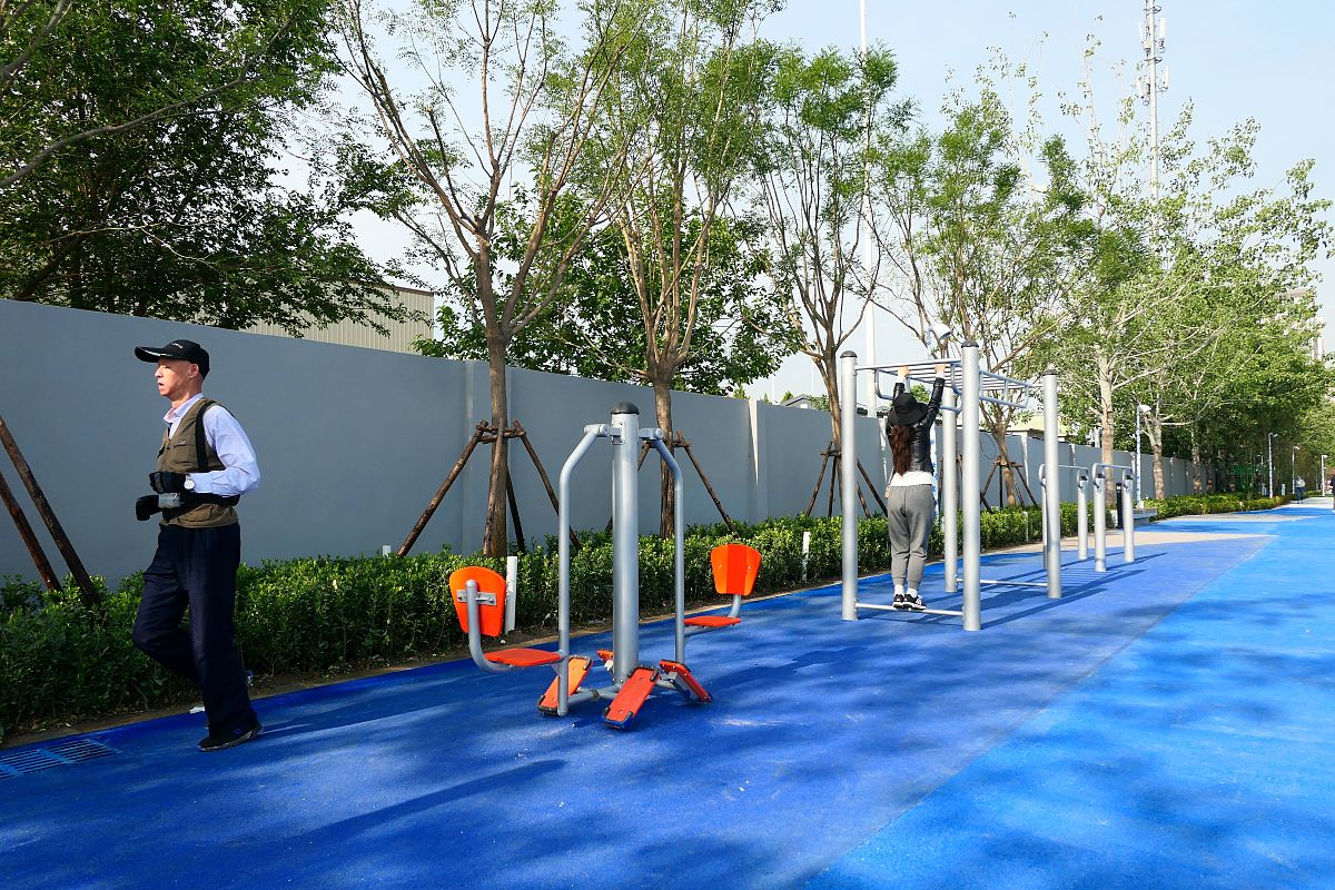 湛江市社区体育公共设施配置问题对策建议：需求调研、多元化经费支持和部门协作