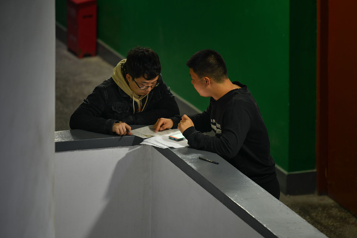 研究生考核将纳入活动表现评估