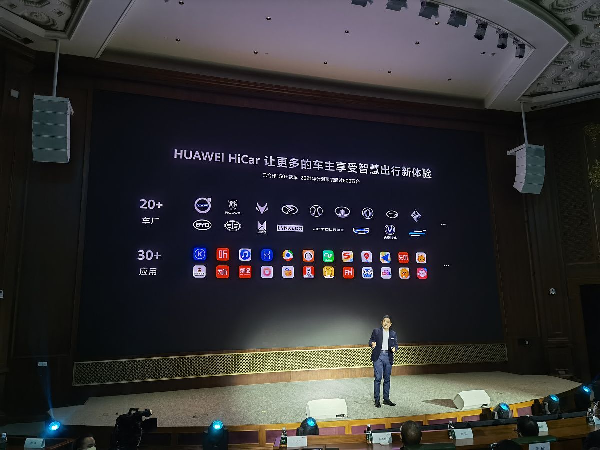 何佳宇：中国青年科技领军人物，成就斐然，品格高尚