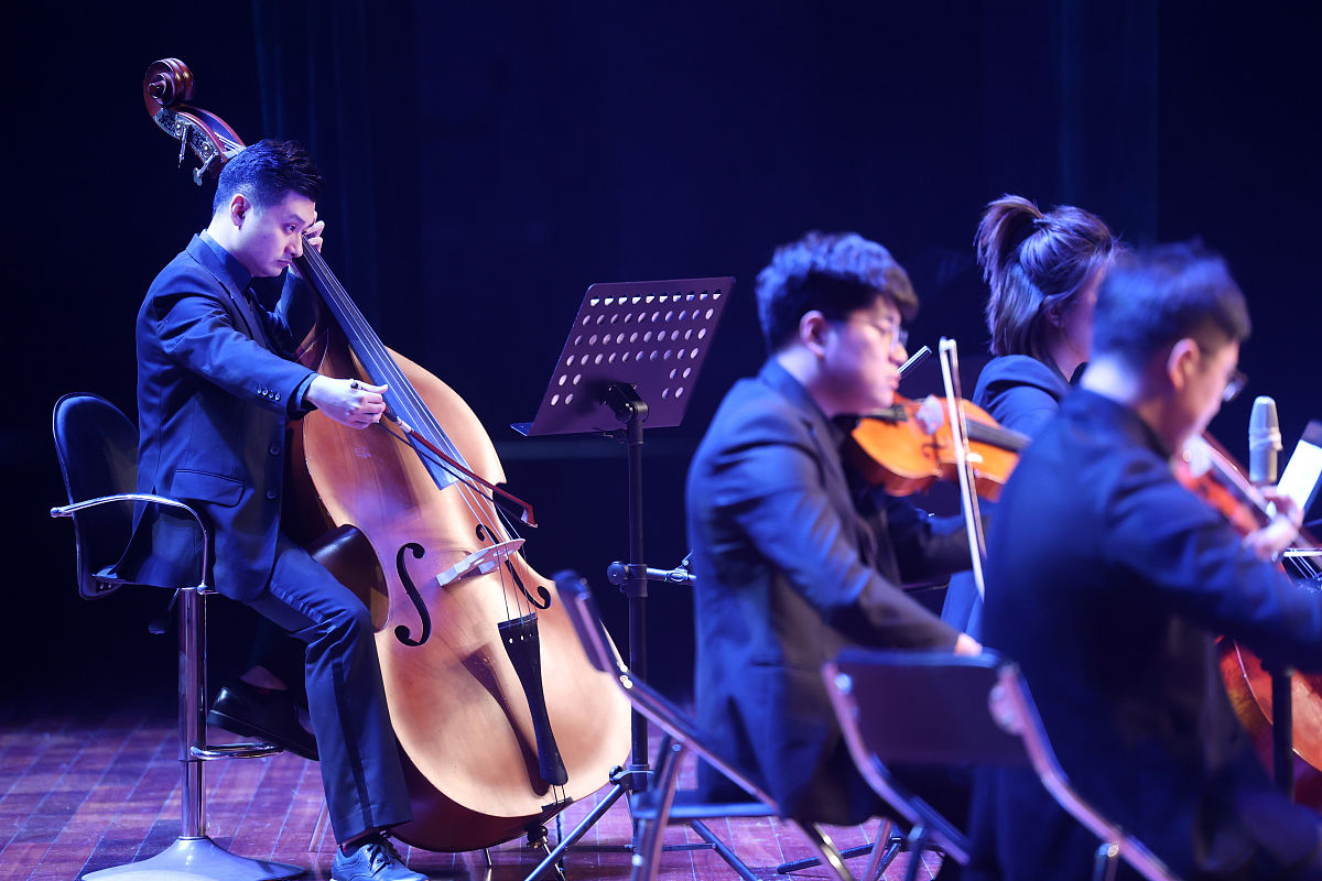 《寻梦环游记》影评：追寻梦想，穿越生死