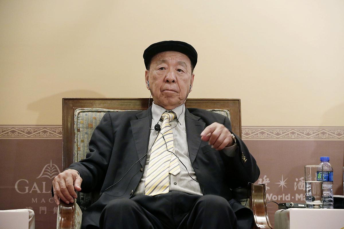 2013年3月26日,香港,银河娱乐集团董事长吕志和出席新闻发布会.银河娱
