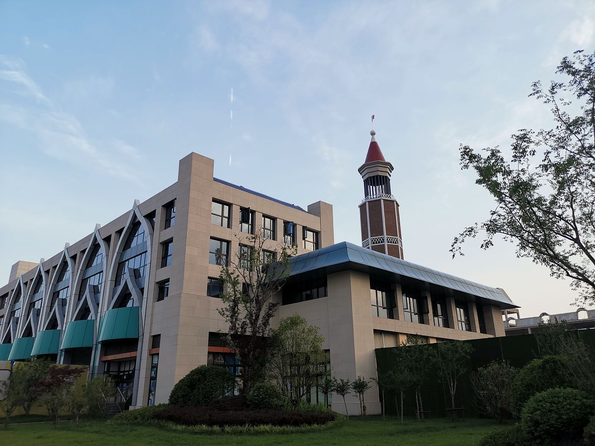 武汉城市轨道交通学校城市轨道交通运营管理地铁与动车有前途吗？需满足哪些招生条件