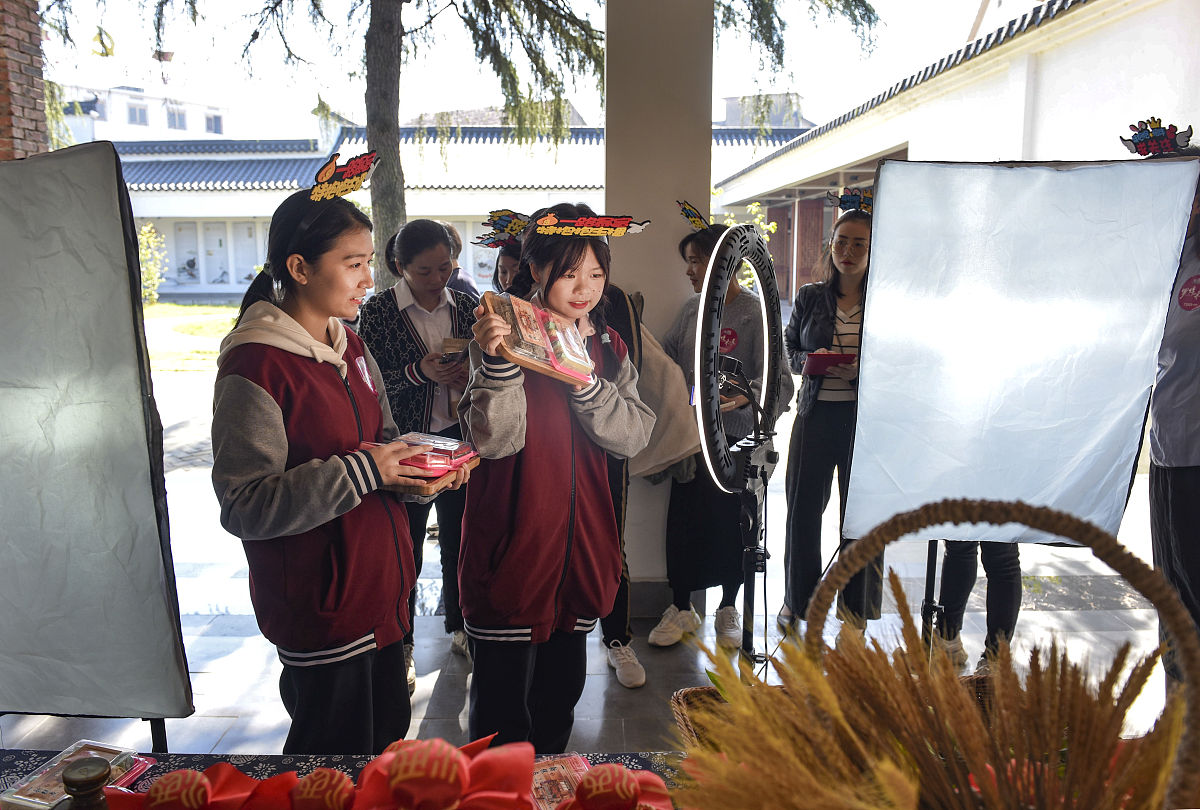 濮阳县职业技术学校招生简介 - 培养高素质技能人才