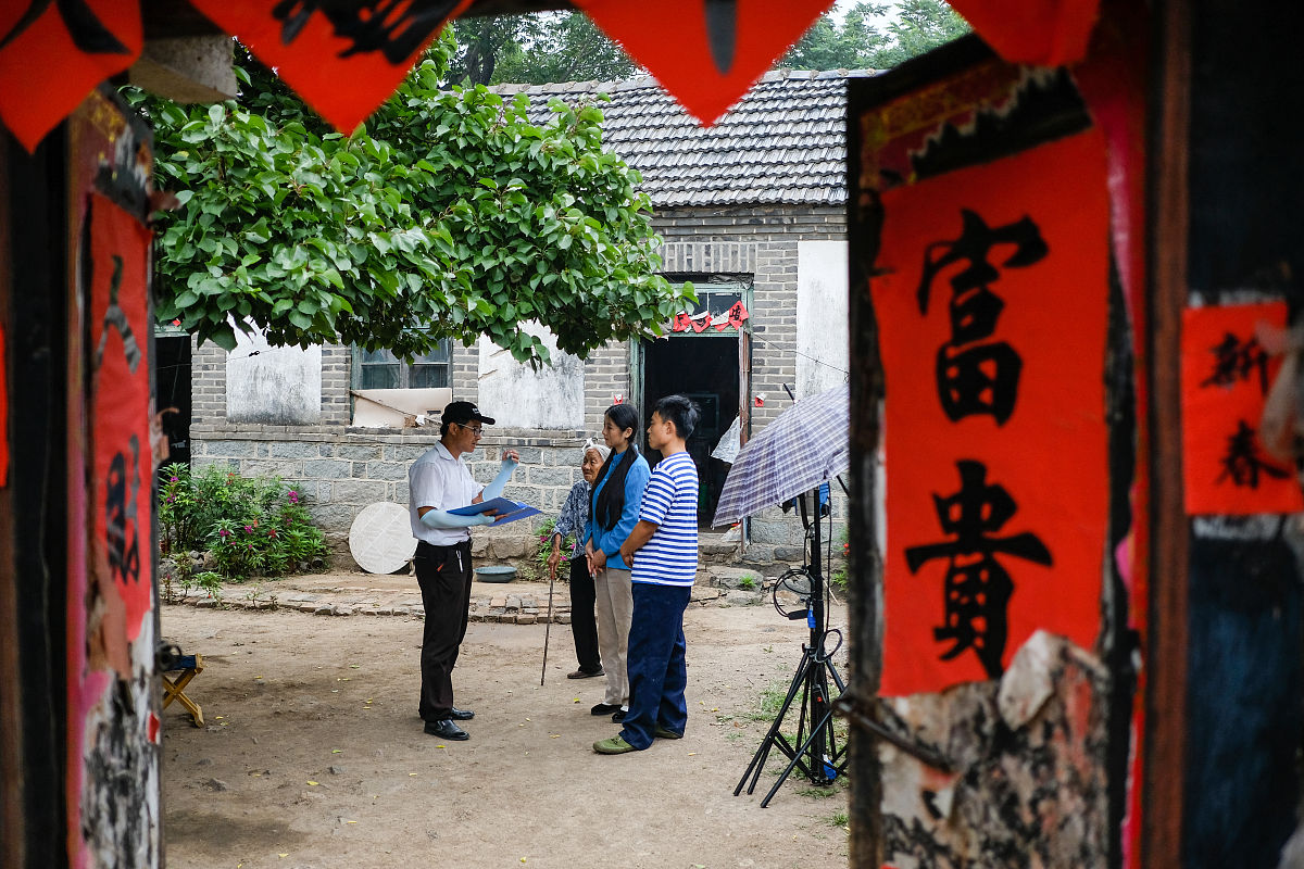 2019年7月6日,山东省日照市."每个人或许都有机会成为郎朗,但并不是所