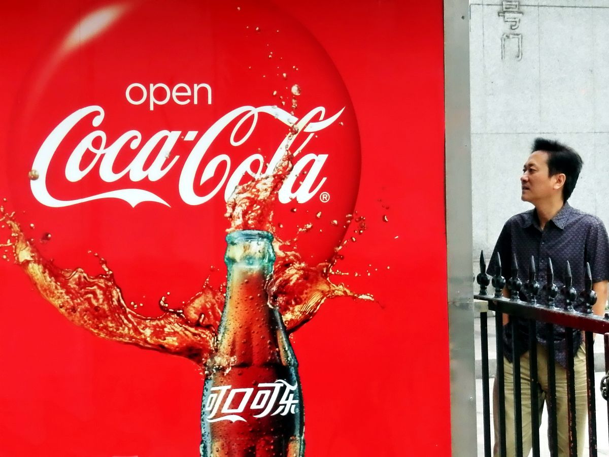 中国传统文化在可口可乐广告创意中的应用的论文题目你可以帮我写一下论文目录吗？