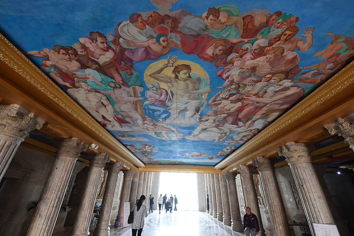 石家庄中专学校开设专业：机械、电子、建筑、商贸等领域，培养高素质技术人才