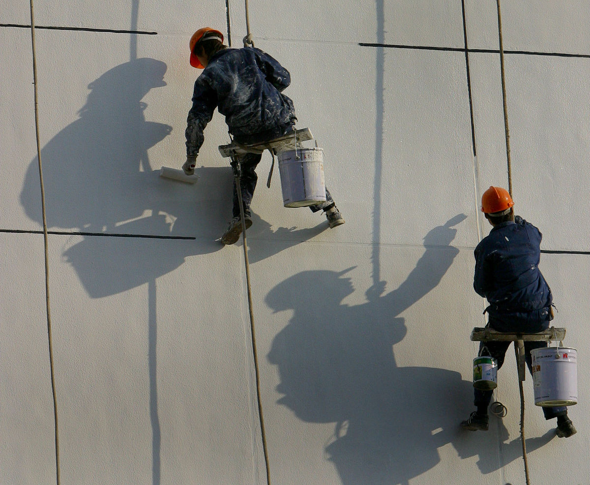 外墙抹灰包工包料价格一览：每平方米多少钱才划算？