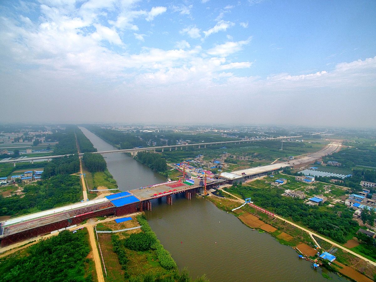 成都铁路技工学校：国家重视的优待方向，铁道工程专业前景广阔