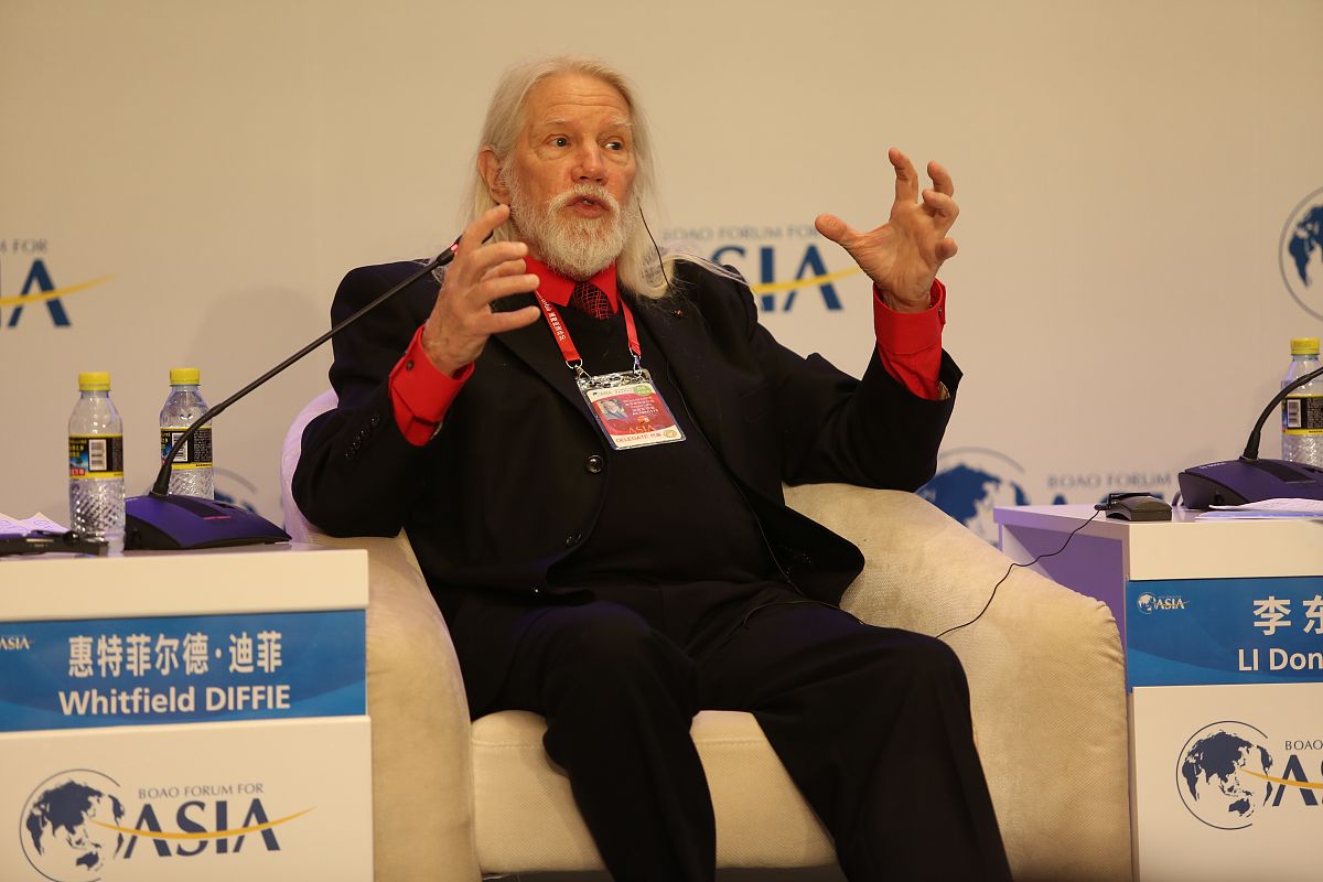 对称密码阶段1949-1975年是现代密码学的阶段和古典密码阶段的主要区别在于这个阶段的加密和解密算法无需保密信息的安全性主要依赖于对秘钥的保密。判断正误