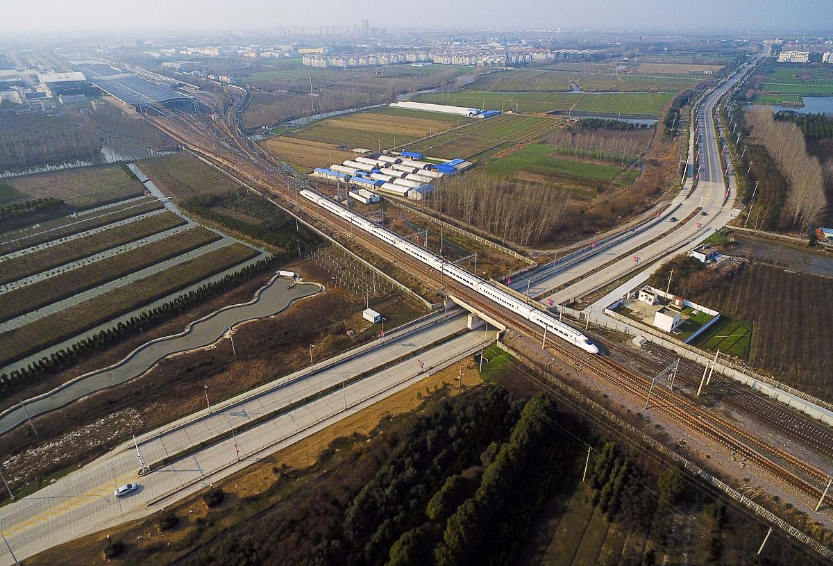 贵州高铁学校收初中生吗