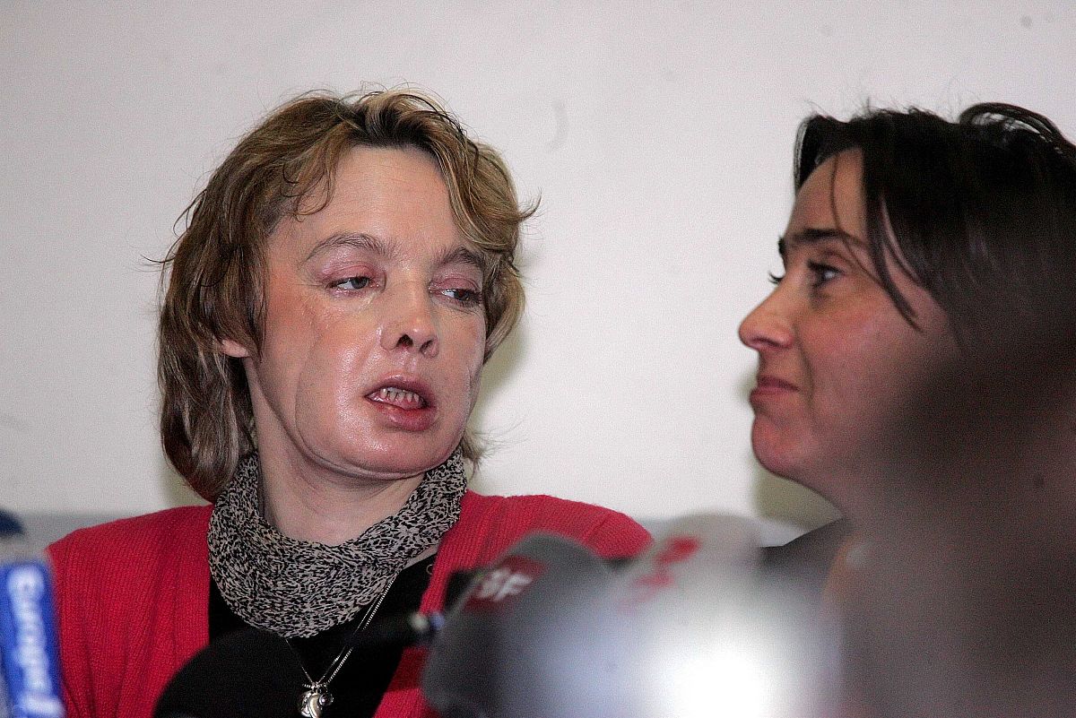 介绍黄旭华200字