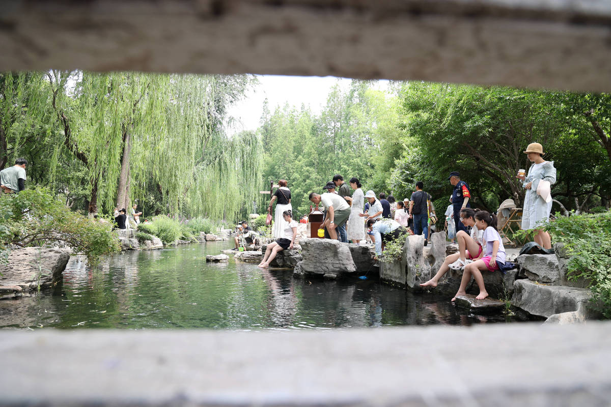 济南亲子游2天攻略 - 大明湖、趵突泉、特色美食