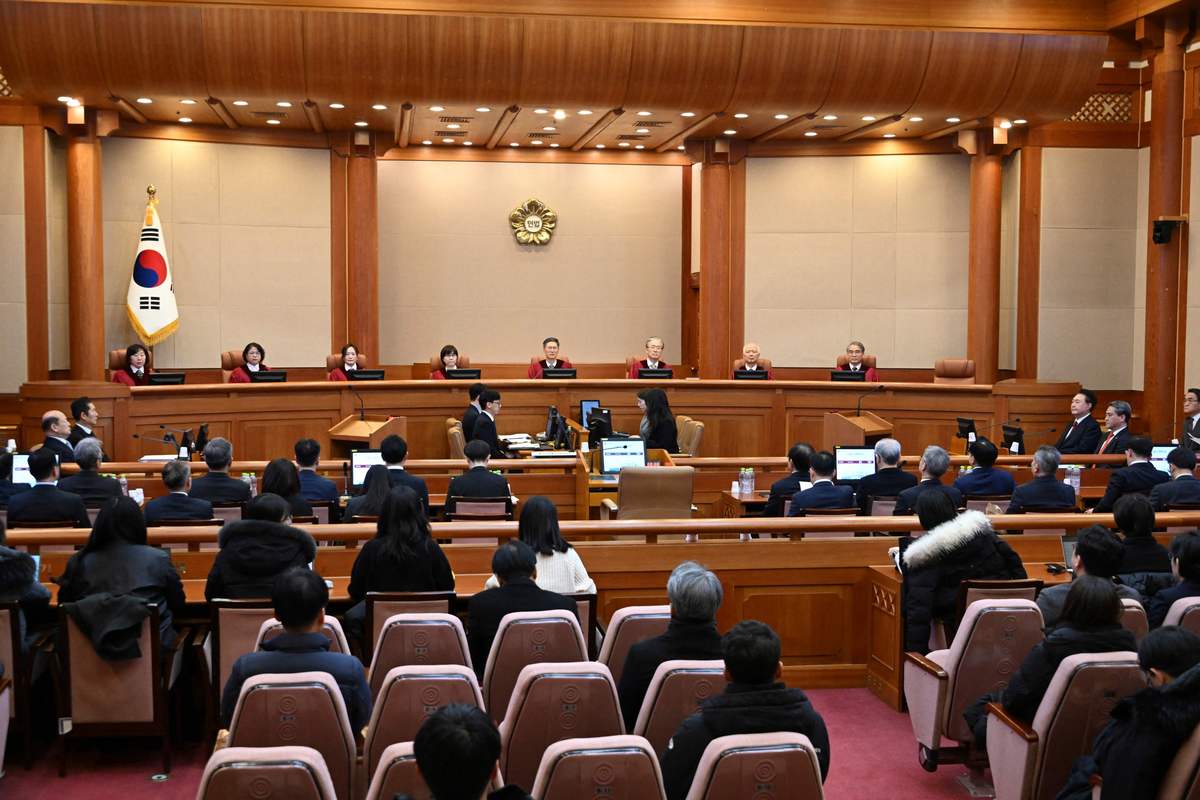 自贡市政协：协商议政，推动城市发展