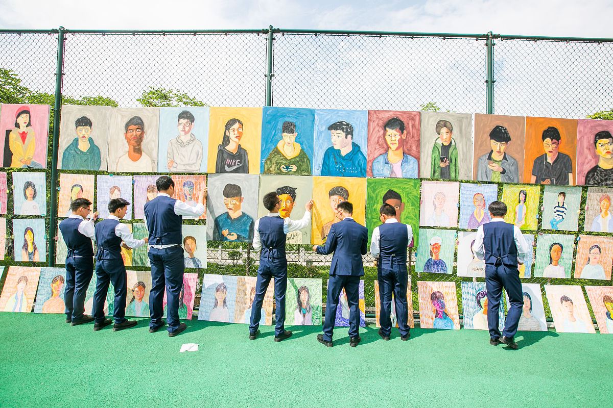 校园日常：爆笑的告别，还有那份甜蜜的回忆