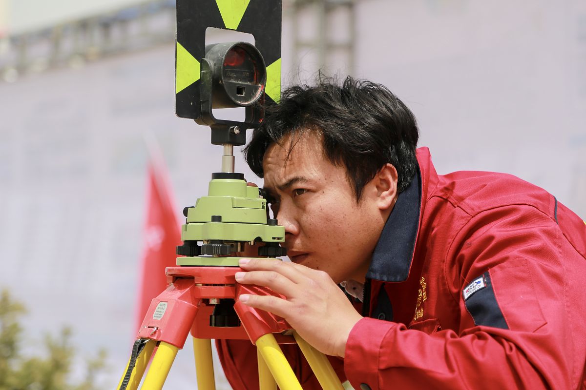 甘肃工程测量专业大学排名及就业前景分析