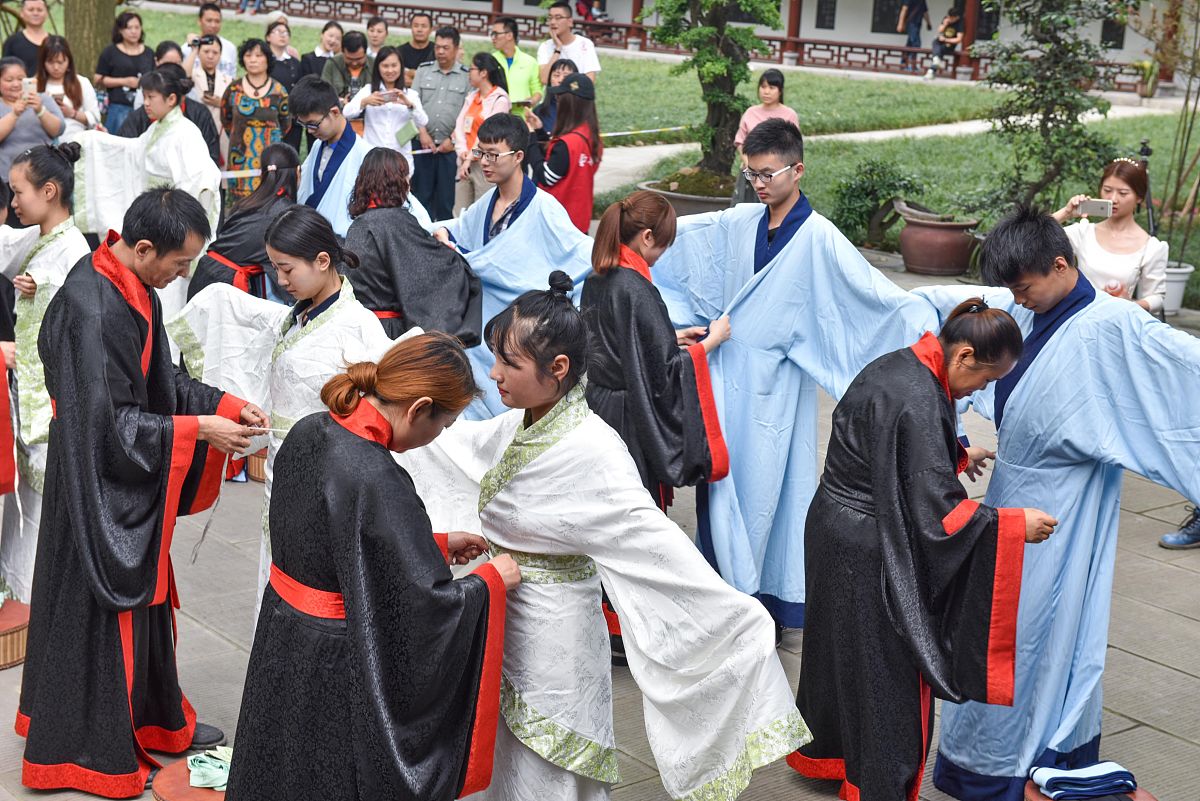禄劝职业高级中学2021年招生条件是什么