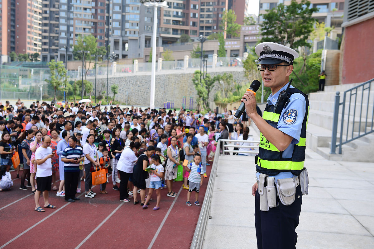 贵阳市学生升学指南：如何选择适合你的大学