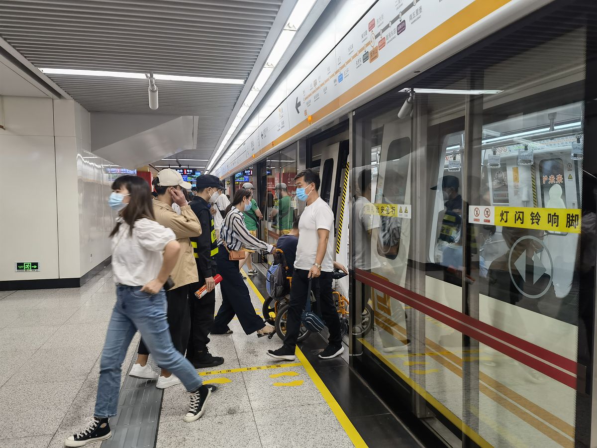 已完成“表5-1-3分专业（大类）专业实验课情况”表格检查及发送