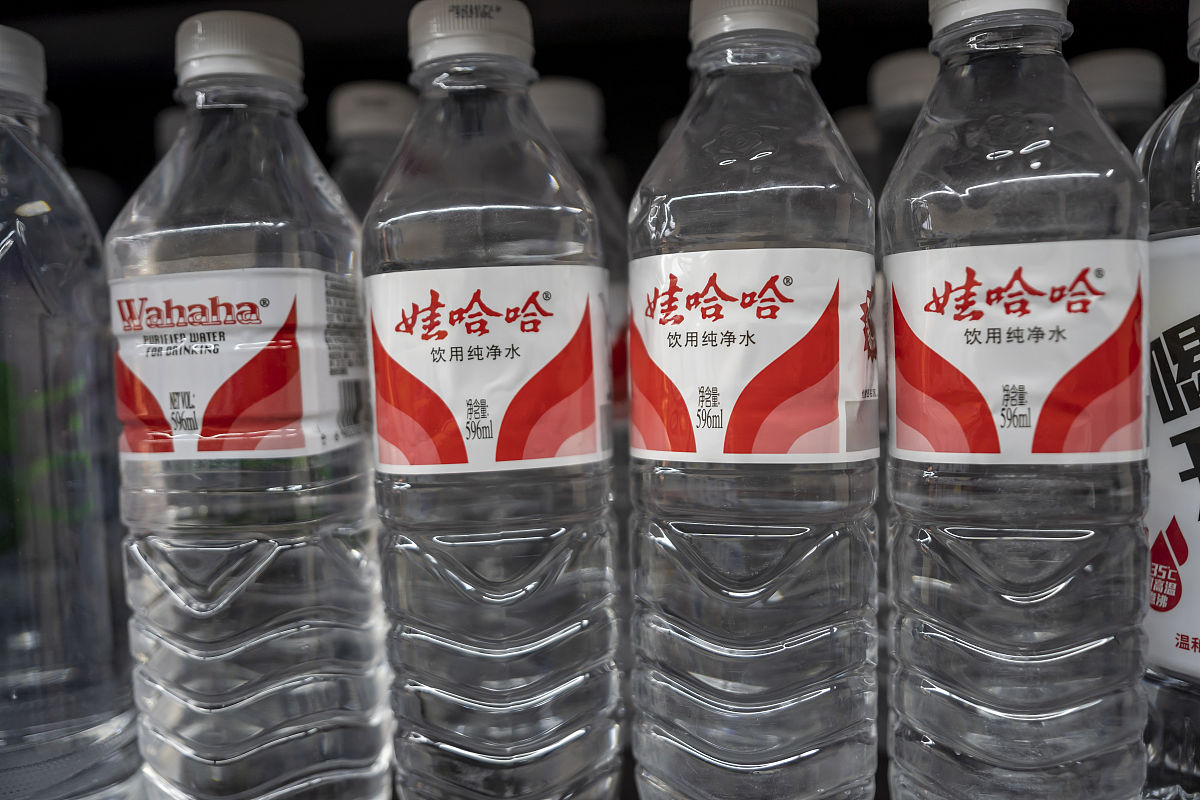 娃哈哈电解质水广告语：搞笑创意，让你笑喷！