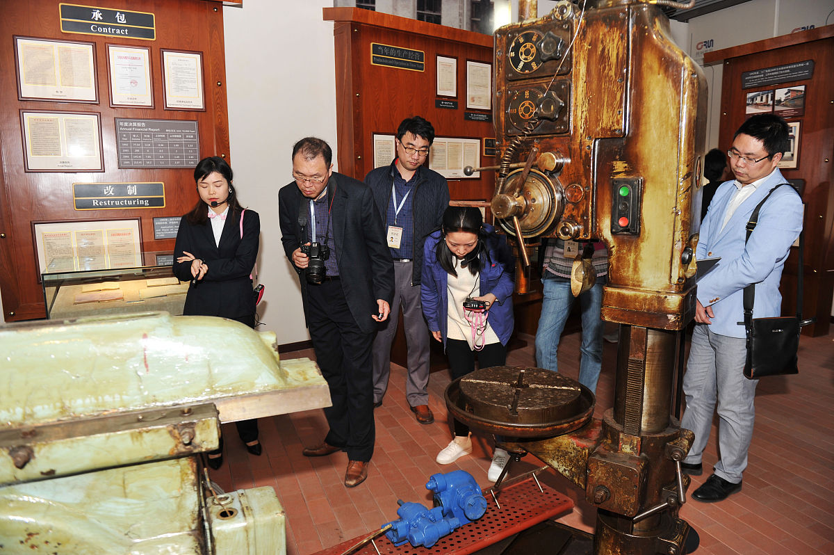 四川自贡市政施工总承包二级资质转让：公司选择及流程