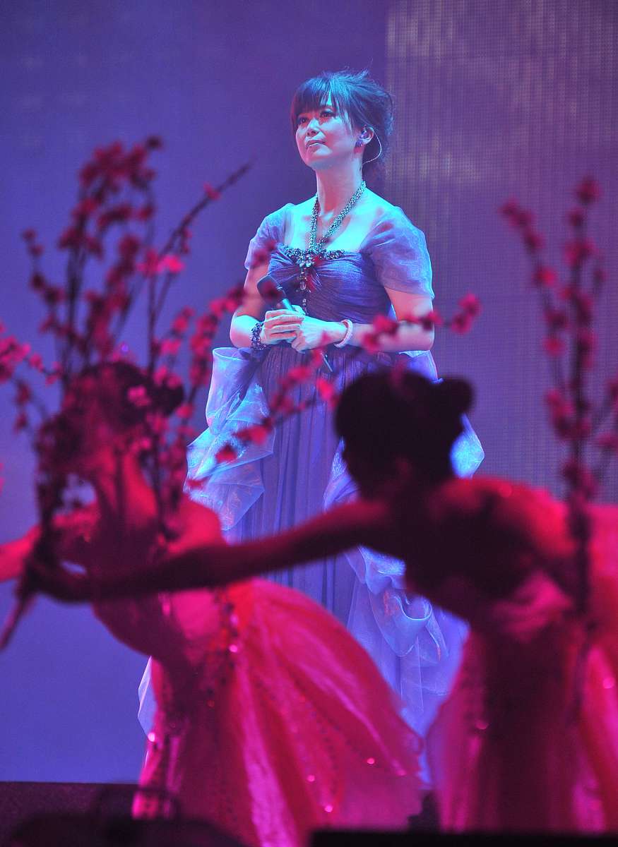 2011年9月10日,北京,孟庭苇"纯真年代ii之月亮说话"演唱会.孟庭苇+++_