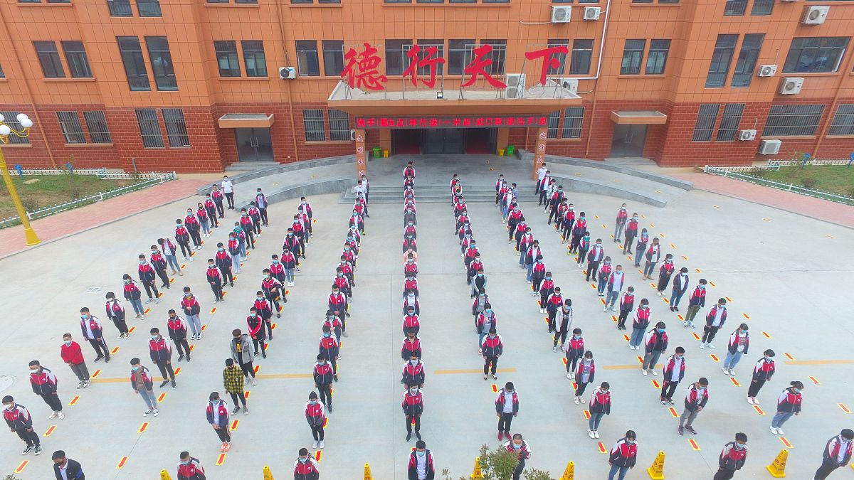 每秒拍摄25张照片，每两张照片间隔多少毫秒？