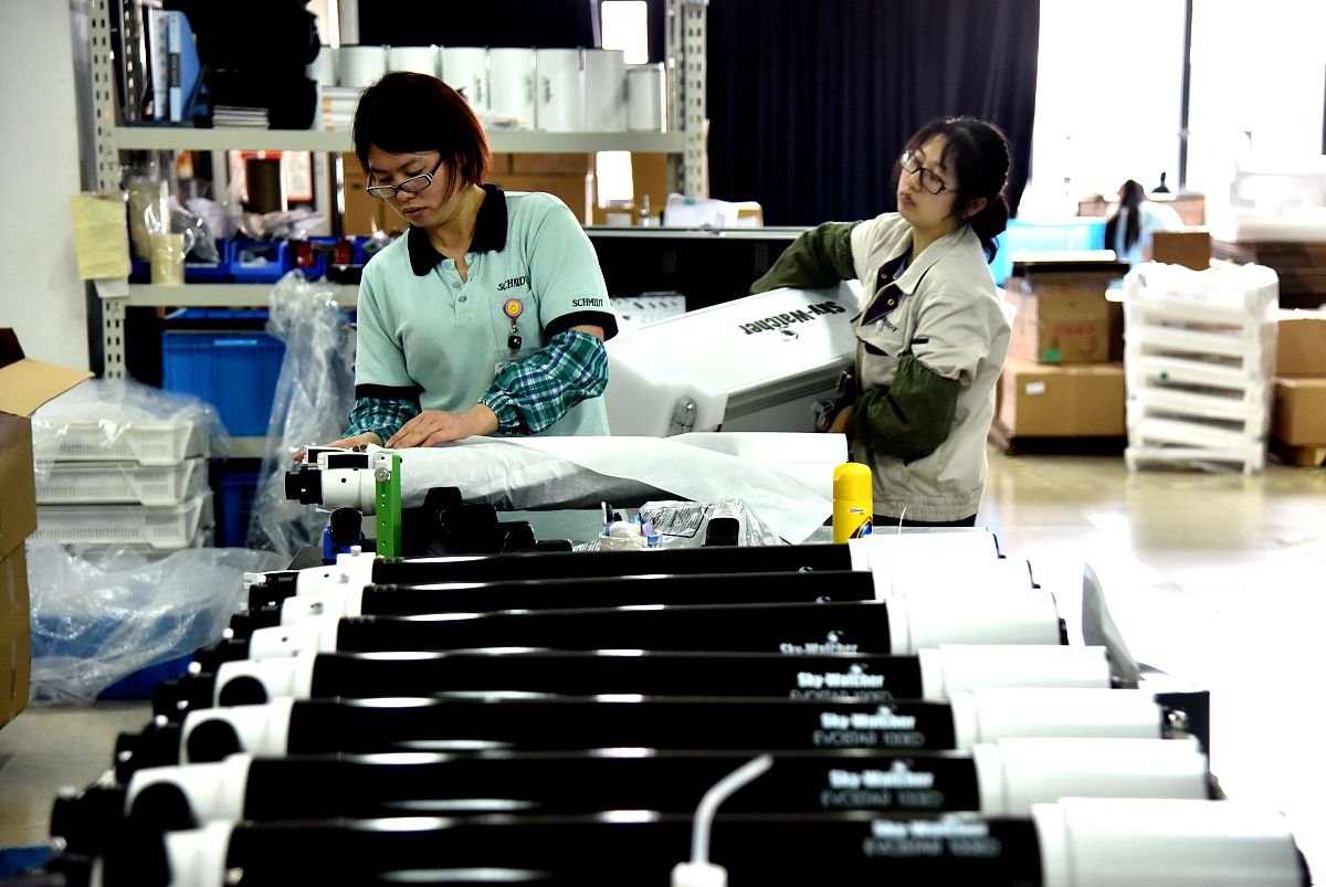 光电工程信息专业就业前景分析：科研、高新技术、制造、互联网 | 就业方向推荐