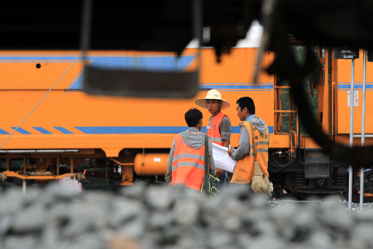 重庆铁路学校内燃机车运用与检修专业：学习内容及就业前景