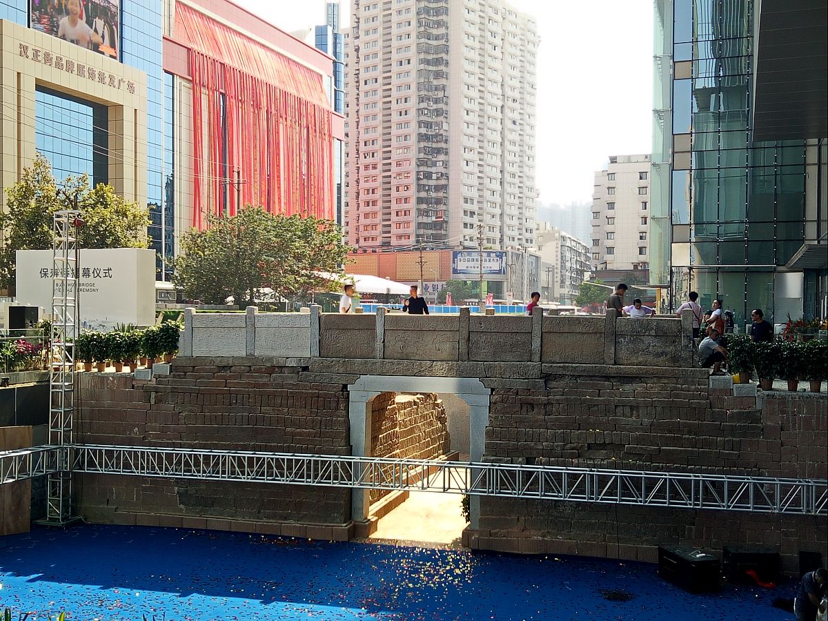 你是小红书养生博主以中医姑姑送给三十岁女孩的养生思路为主题写一篇小红书推文养生措施详细一点标题不超过15字需要emoji表情。内容600字要有文采和依据加入适量医学典籍标题和内容要吸引人需要有个人体会、引导用户点赞文字贴近小红书博主风格适当使用emoji表情