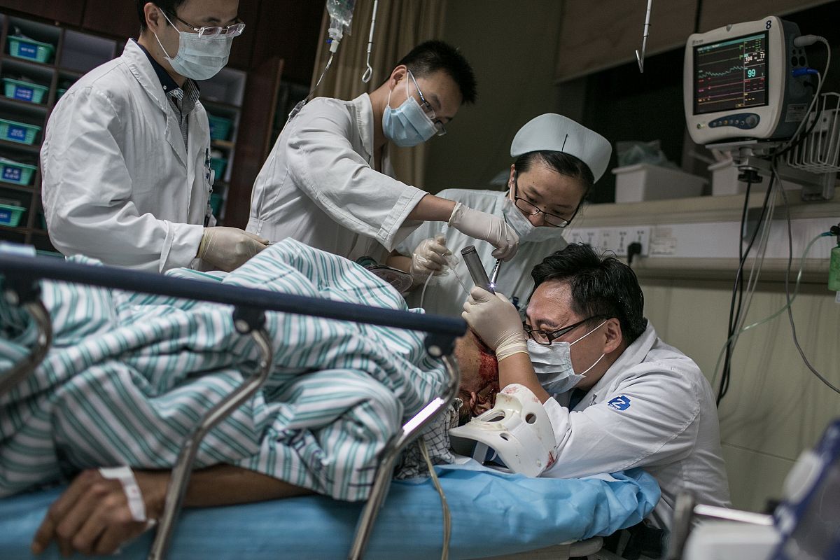 热射病急救：气管插管步骤详解