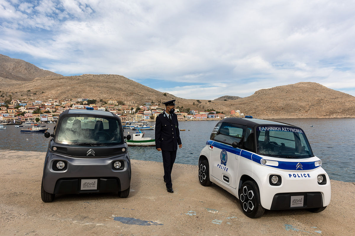 请针对审核-配物资-建乐园-抓运营-落公示等五部写一个项目执行指南