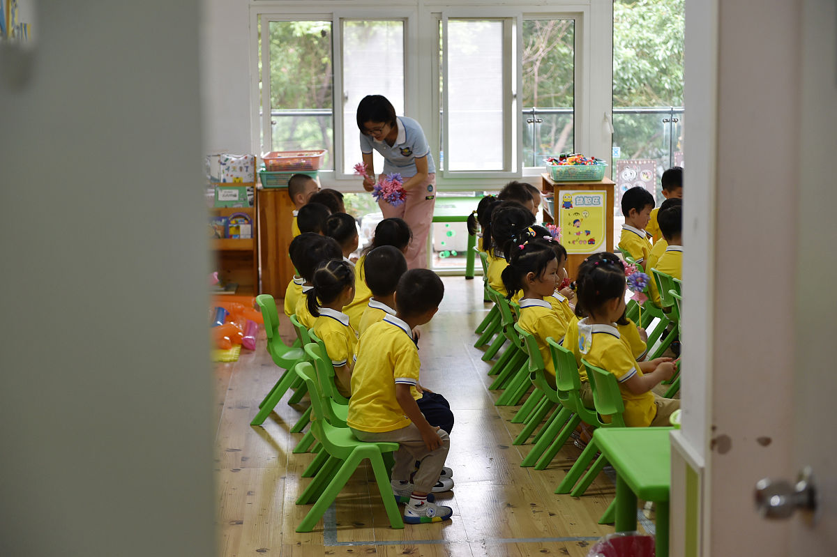幼儿园小班幼儿进餐习惯培养策略:劳动体验活动 幼儿园小班幼儿进餐习惯培养策略:劳动体验活动