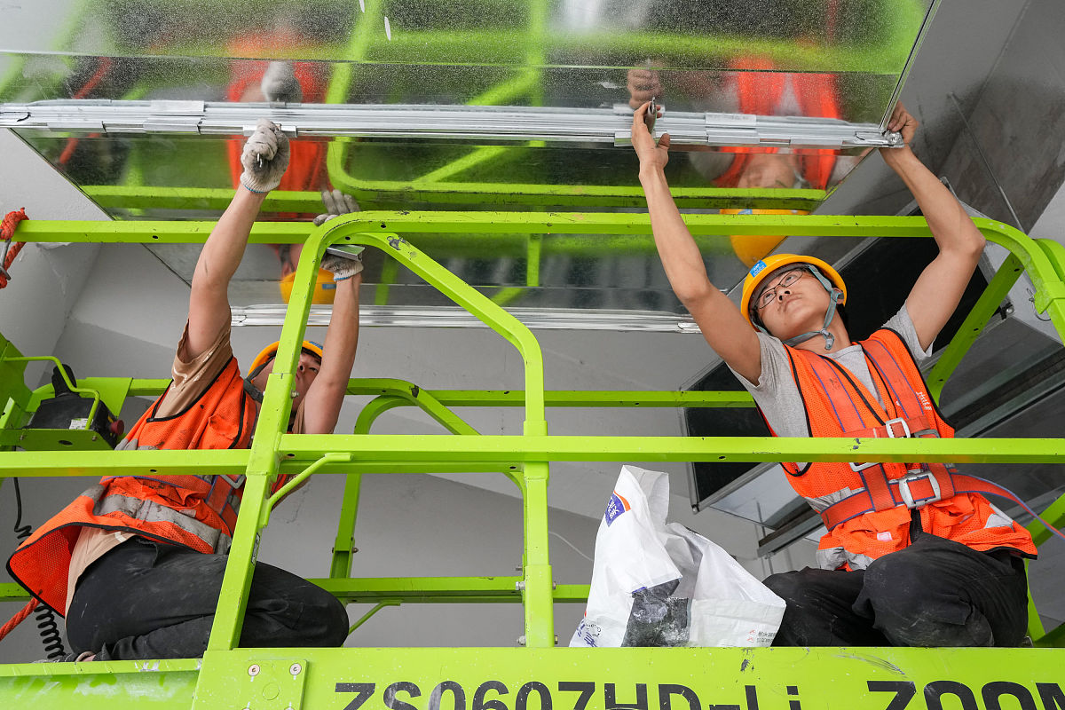 鹤山市职业技术学校2022年招生简章 - 优质教育，助力梦想