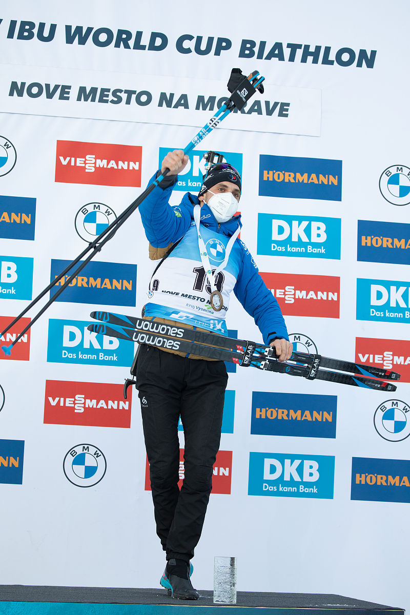 2021年3月6日,捷克,2021冬季两项世界杯,男子10km短距离滑雪赛况.nove