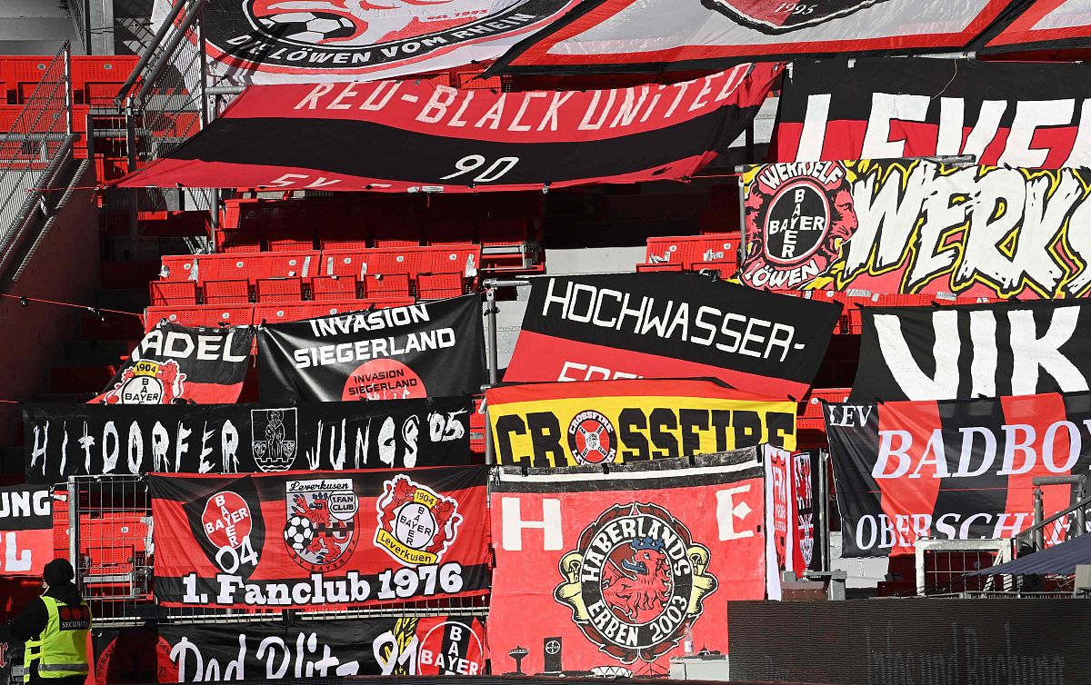 The bicycle reigned supreme句中supreme是什么词性？