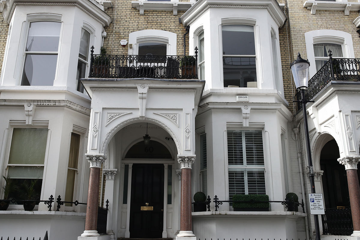 李华健名字的寓意：常见中国名字，没有特殊含义