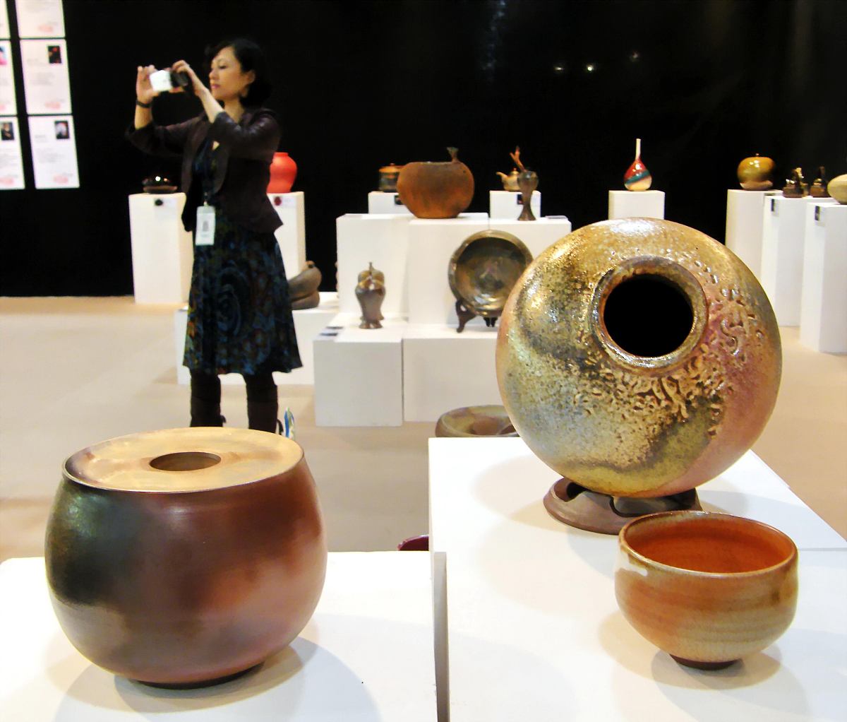 青瓷建筑咖啡杯：梦幻仙境般的艺术体验